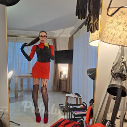 MISTRESS JULIA, 35