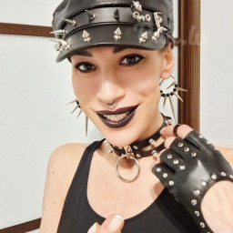 MISTRESS JULIA, 35