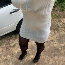Nika Cross, 39