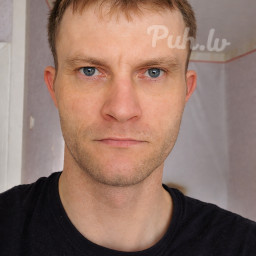 Valdis, 37