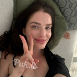 Leonelle, 27