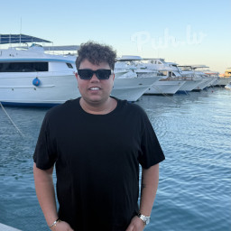 Aleks, 27