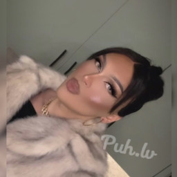 Alena, 23