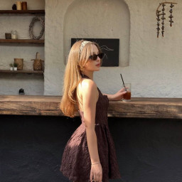 Paulita, 24