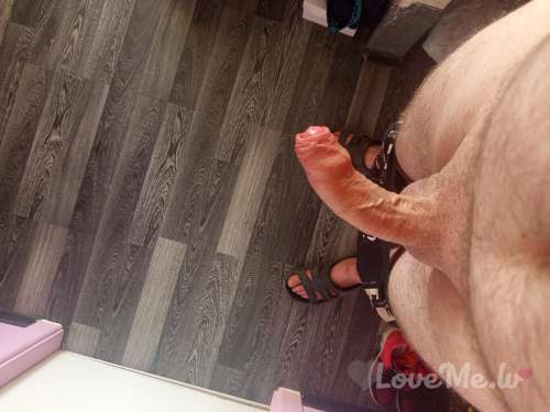 Dzintars (46 aastat) (Foto!) saab tuttavaks naisega seksi eesmärgil (№9004638)